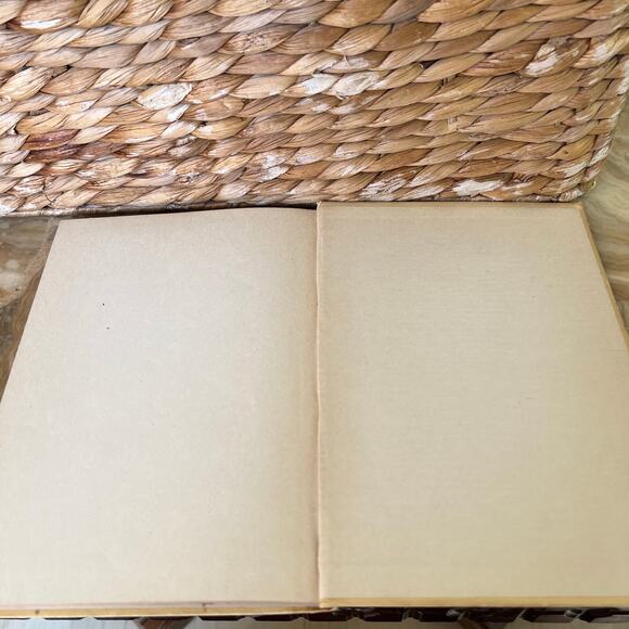 The Question Book: 1000 Questions and Answers 1927 - Picture 9 of 9